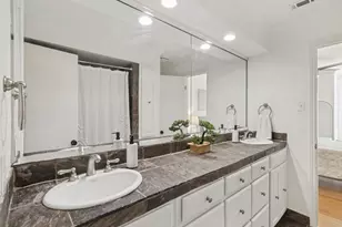 3722 Wooded Creek Dr, Farmers Branch, TX 75244 - Photo 20