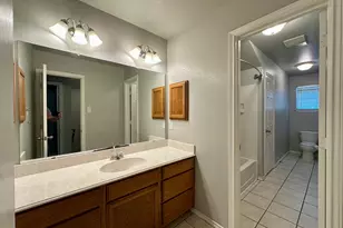 2018 S 8th St, Waco, TX 76706 - Photo 6