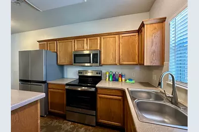 2018 S 8th Street #A, Waco, TX 76706 - Photo 4