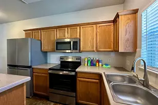 2018 S 8th St, Waco, TX 76706 - Photo 4