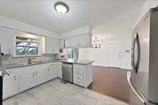 1205 Golden Trophy Dr, Dallas, TX 75232 - Photo 10