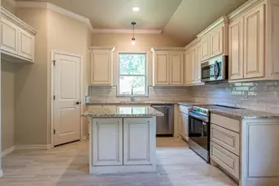 2714 Austin Dr, Granbury, TX 76048 - Photo 12