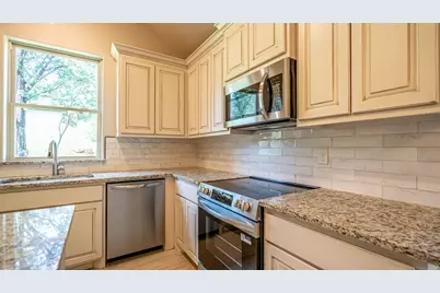 2714 Austin Drive, Granbury, TX 76048 - Photo 14