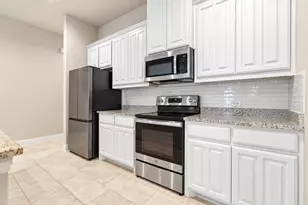 206 Hubbard St, Hillsboro, TX 76645 - Photo 6