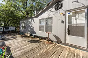 3104 Rolling Oaks Dr, Cleburne, TX 76031 - Photo 2