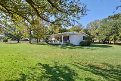 404 Cleveland Road, Granbury, TX 76049 - Photo 4