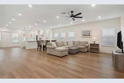 308 N Main Street, McGregor, TX 76657 - Photo 8