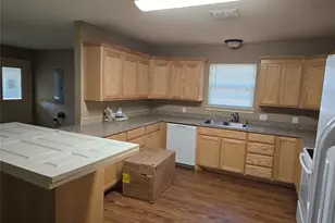 1003 Travis Ave, Alvarado, TX 76009 - Photo 4