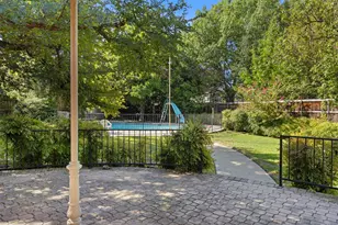 7010 S Janmar Dr, Dallas, TX 75230 - Photo 34