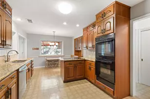 7010 S Janmar Dr, Dallas, TX 75230 - Photo 20