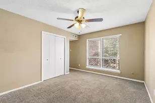 1806 Lakecrest Ct, Carrollton, TX 75006 - Photo 32
