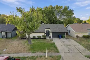 433 Rollingridge Ln, Garland, TX 75043 - Photo 2