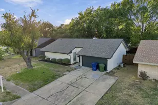 433 Rollingridge Ln, Garland, TX 75043 - Photo 4