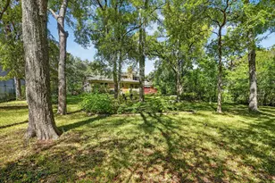 9584 Ash Creek Dr, Dallas, TX 75228 - Photo 30