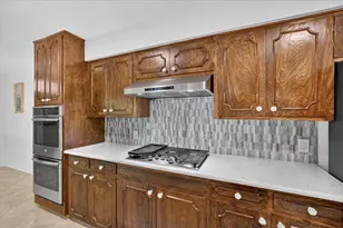9584 Ash Creek Dr, Dallas, TX 75228 - Photo 8