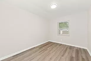319 Royal Ave, Duncanville, TX 75137 - Photo 8