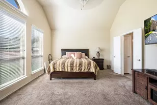 1300 Bellingham Cir, Glenn Heights, TX 75154 - Photo 18