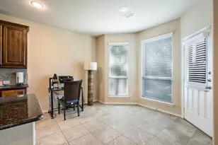 1300 Bellingham Cir, Glenn Heights, TX 75154 - Photo 8