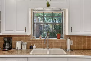 3910 Cross Bend Ct, Arlington, TX 76016 - Photo 10