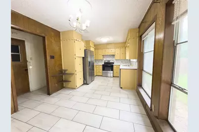 808 Warwick Street, Bedford, TX 76022 - Photo 6