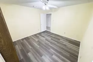808 Warwick St, Bedford, TX 76022 - Photo 12