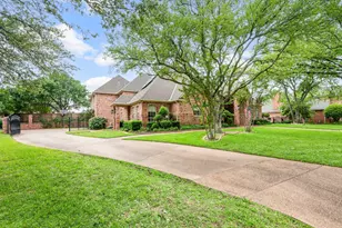 5302 Maple Ln, Colleyville, TX 76034 - Photo 2