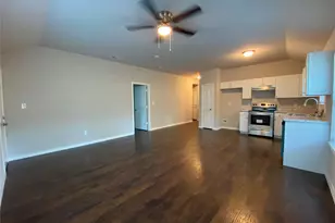 1304 E Magnolia Ave, Fort Worth, TX 76104 - Photo 2
