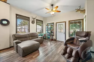 5827 SE County Rd 1095, Corsicana, TX 75109 - Photo 8