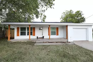 506 Lindsey St, Bowie, TX 76230 - Photo 1