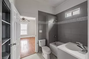 212 N Ruddell St, Denton, TX 76205 - Photo 22