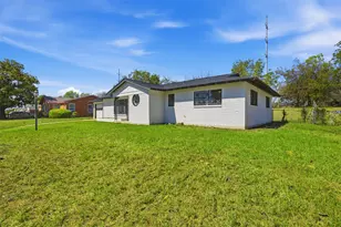 2313 Clearview Dr, Fort Worth, TX 76119 - Photo 4