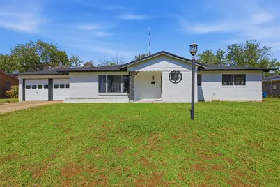 2313 Clearview Drive, Fort Worth, TX 76119 - Photo 2
