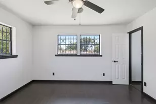 2313 Clearview Dr, Fort Worth, TX 76119 - Photo 18