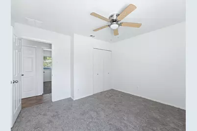 433 W Dorris Drive, Grand Prairie, TX 75051 - Photo 18