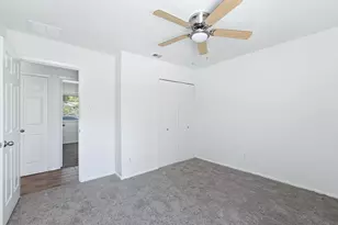 433 W Dorris Dr, Grand Prairie, TX 75051 - Photo 18
