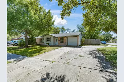 433 W Dorris Drive, Grand Prairie, TX 75051 - Photo 4