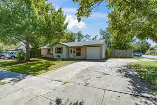 433 W Dorris Dr, Grand Prairie, TX 75051 - Photo 4
