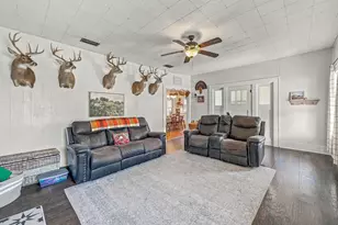 218 W Rogan St, Gorman, TX 76454 - Photo 6
