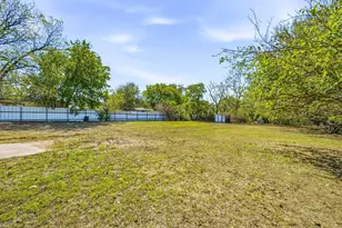 218 W Rogan St, Gorman, TX 76454 - Photo 32