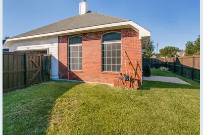 1600 Yellowstone Avenue, Lewisville, TX 75077 - Photo 24