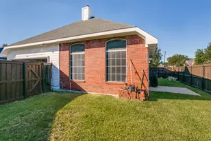 1600 Yellowstone Ave, Lewisville, TX 75077 - Photo 24