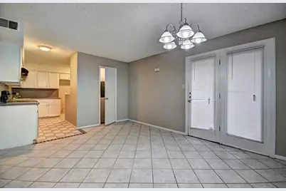 707 E Shady Grove Road, Irving, TX 75060 - Photo 4