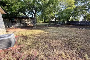 107 Greenview Dr, Stephenville, TX 76401 - Photo 20