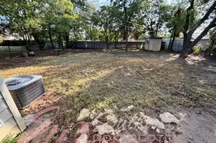107 Greenview Dr, Stephenville, TX 76401 - Photo 18