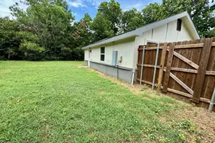 1903 Shawnee St, Denton, TX 76209 - Photo 12