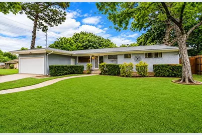 1813 Thomas Place, Arlington, TX 76010 - Photo 4