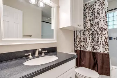 1813 Thomas Place, Arlington, TX 76010 - Photo 12