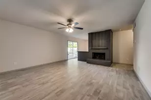 7021 Lincolnshire Ln, North Richland Hills, TX 76182 - Photo 6
