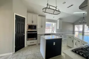 6505 Josephine Dr, Arlington, TX 76017 - Photo 4