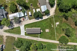 202 N 6th St, Mount Calm, TX 76673 - Photo 2